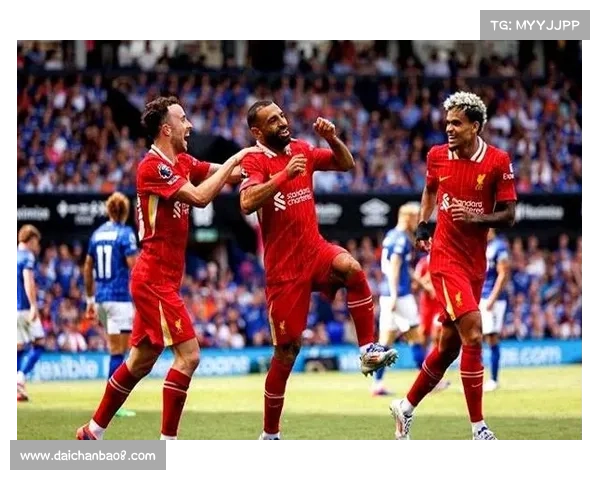 利物浦转会窗末签下三名新援 强化锋线提升战术多样性冲击争冠 利物浦转会窗末签下三名新援 强化锋线提升战术多样性冲击争冠